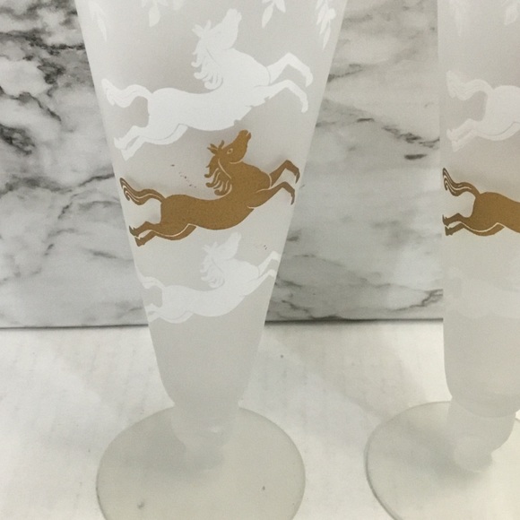 1950's Pilsner Glasses by Libbey Frosted Horses, Set of 2 - Picture 12 of 12